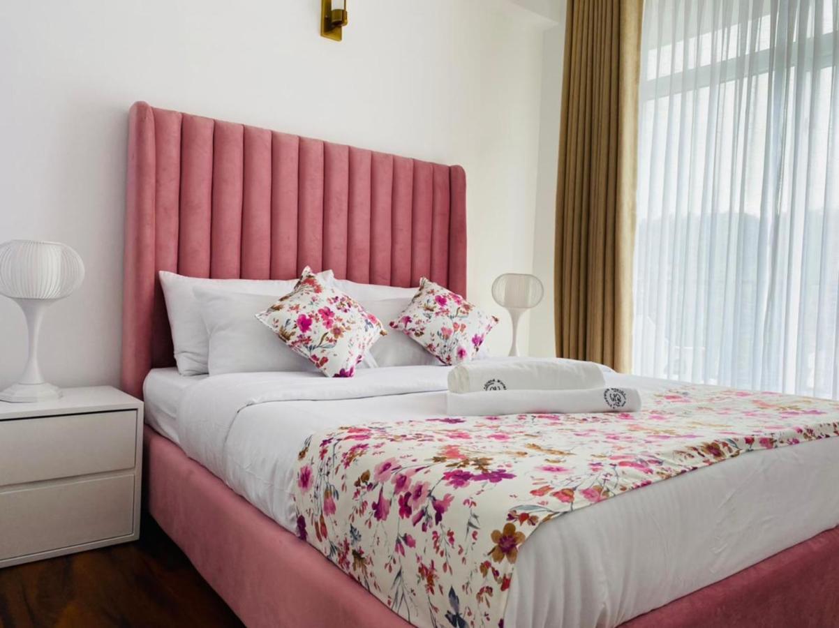 Grand Winterberry - View Luxury * نوفارا إيلِيا